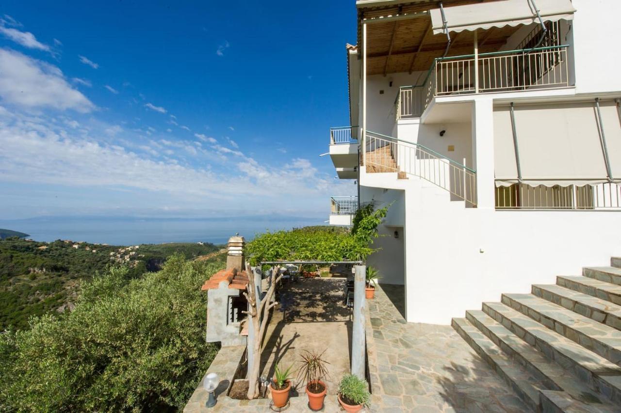 Breathtaking Sea View, Close To The Beach Kalamata Exteriér fotografie